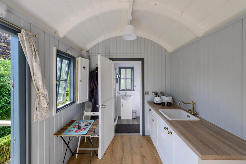 Готель Hawthorn Hut Kilkenny Glamping At Jenkinstown House Jenkinstown Park Екстер'єр фото